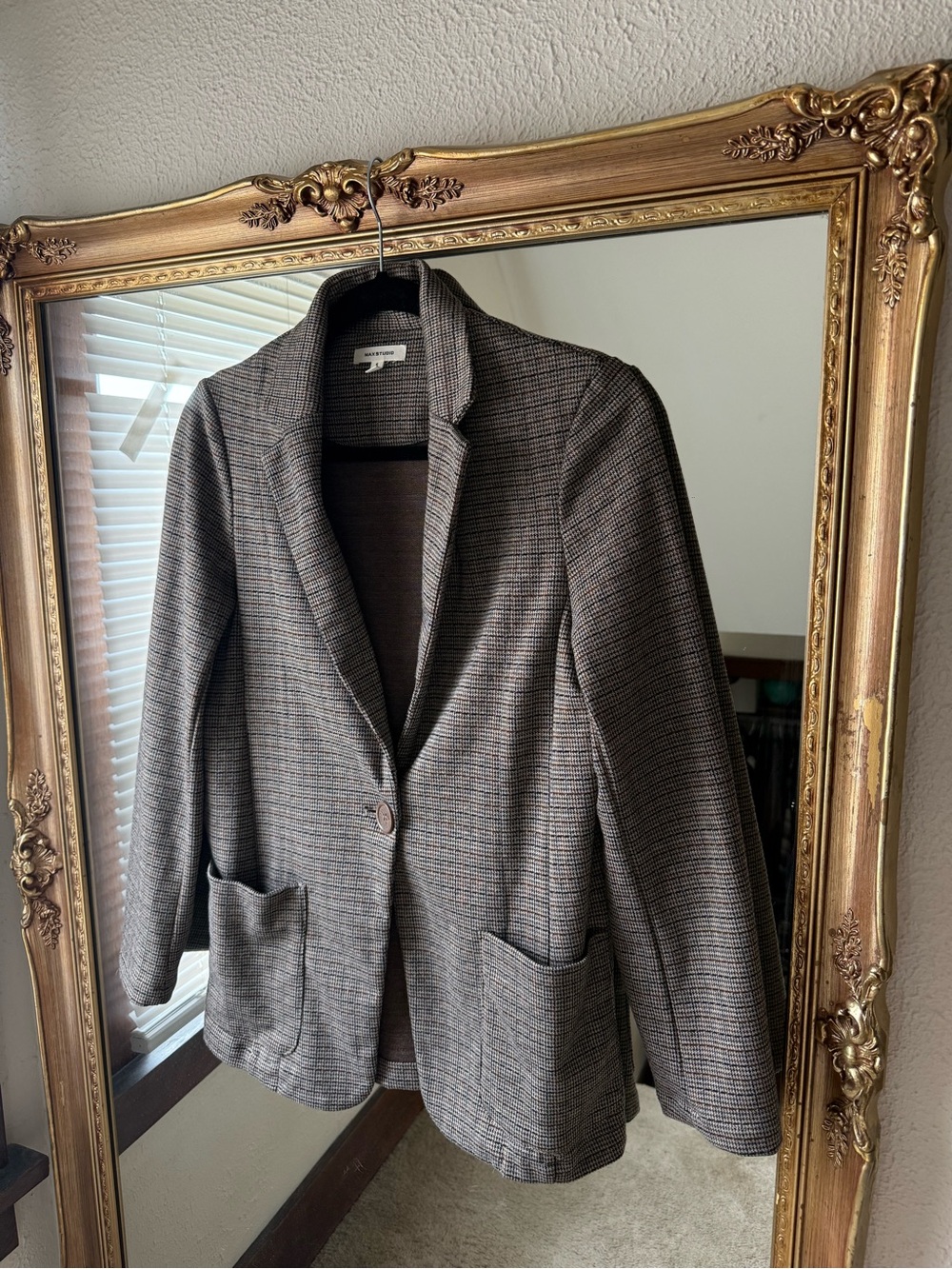 Max Studio Neutral Blazer - Picture 4 of 5